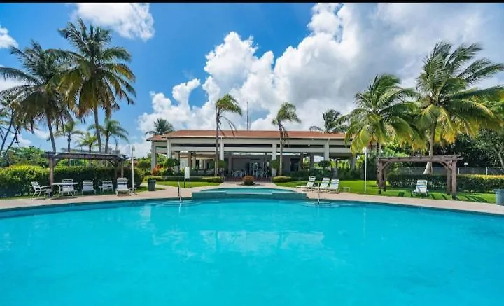 House In Frontbeach Resort contacts